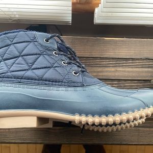 London Fog Duck boot